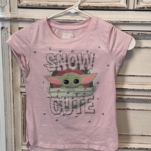 For your baby yoda fan!!